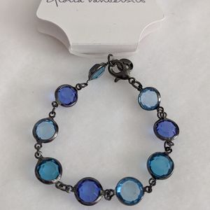 Gloria Vanderbilt bracelet